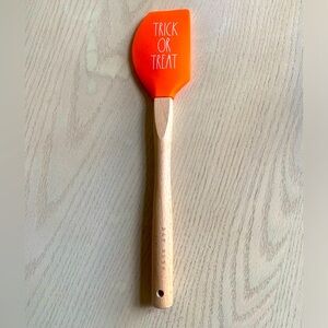 ****10 for $25 item**** Rae Dunn Halloween Spatula 
New without tag